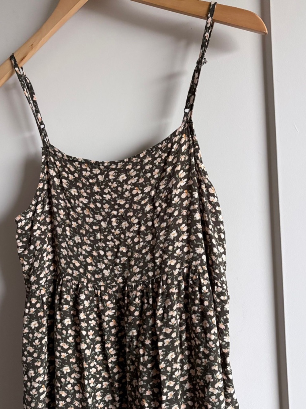 Floral Tiered Spaghetti Strap Summer Dress - Olive with Cream Flowers - Picture 5 of 6